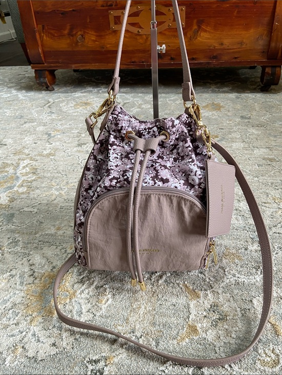 Isaac Mizrahi Handbags - Isaac Mizrahi Mauve Plum Floral Drawstring Bucket Bag with Cardholder